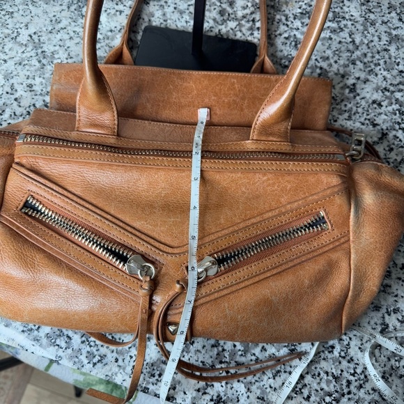 Botkier | Gorgeous Leather Shoulder Bag - Picture 14 of 14
